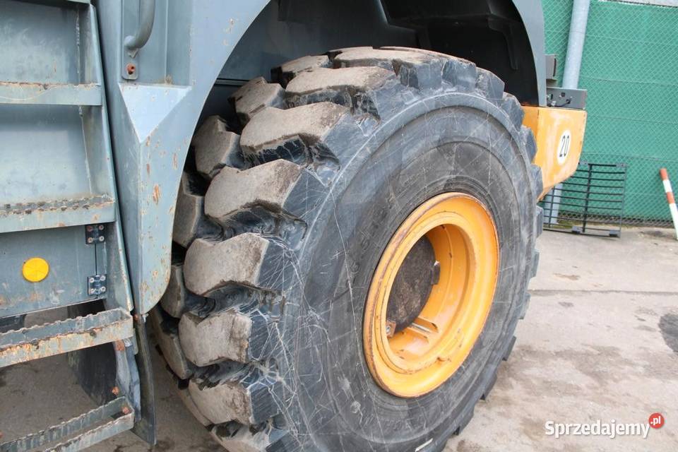 Ladowarka kolowa Liebherr L 580 tez leasing Warszawa
