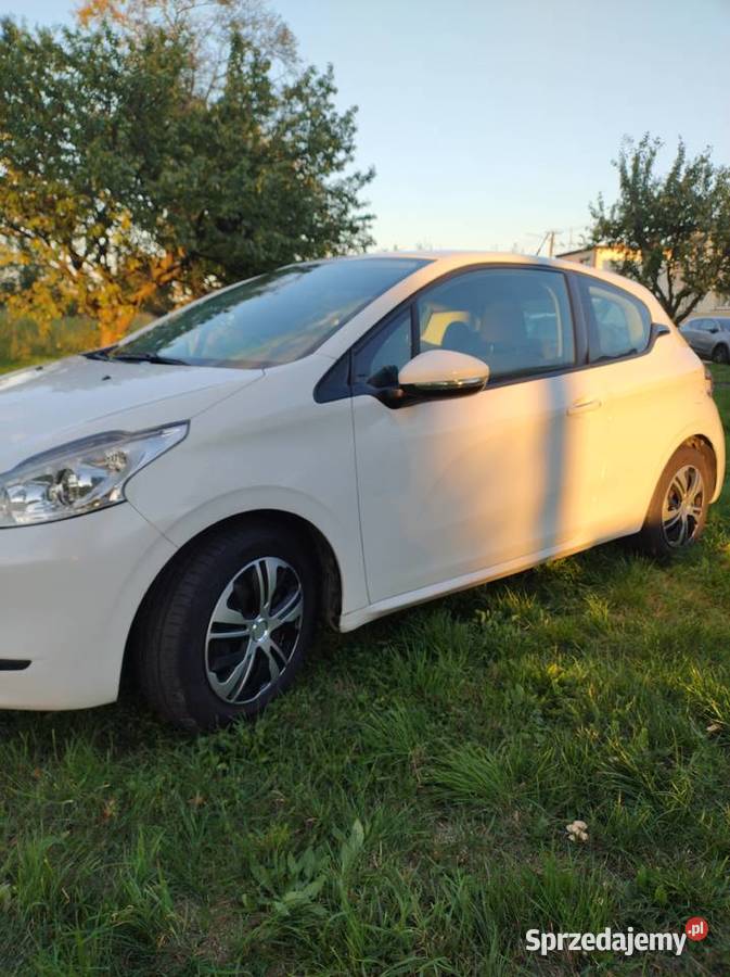 Peugeot 208 16 HDI Xenon Navi Klimatyzacja 92 Leszno