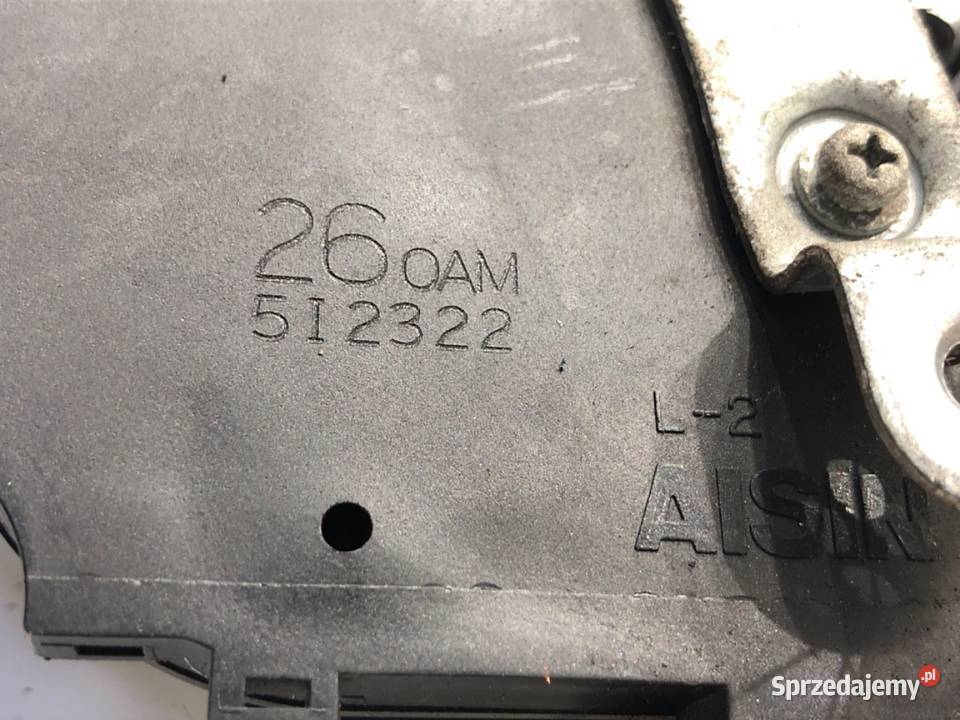 ZAMEK DRZWI LEWY TYŁ TOYOTA RAV 4 II Hatchback