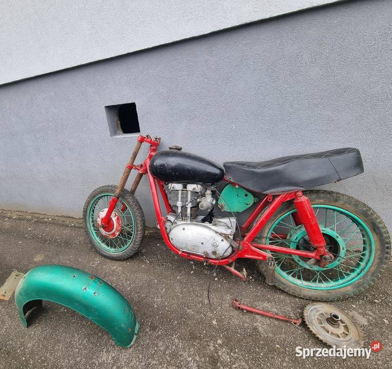 Junak m10 1000km Ostrowiec Świętokrzyski