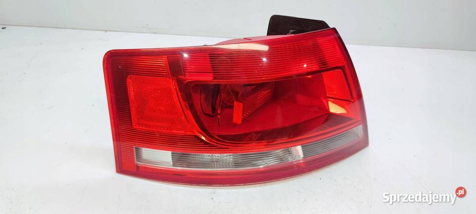 LAMPA LEWY TYŁ AUDI A4 B7 CABRIO 8H0945095D Przystajń sprzedam