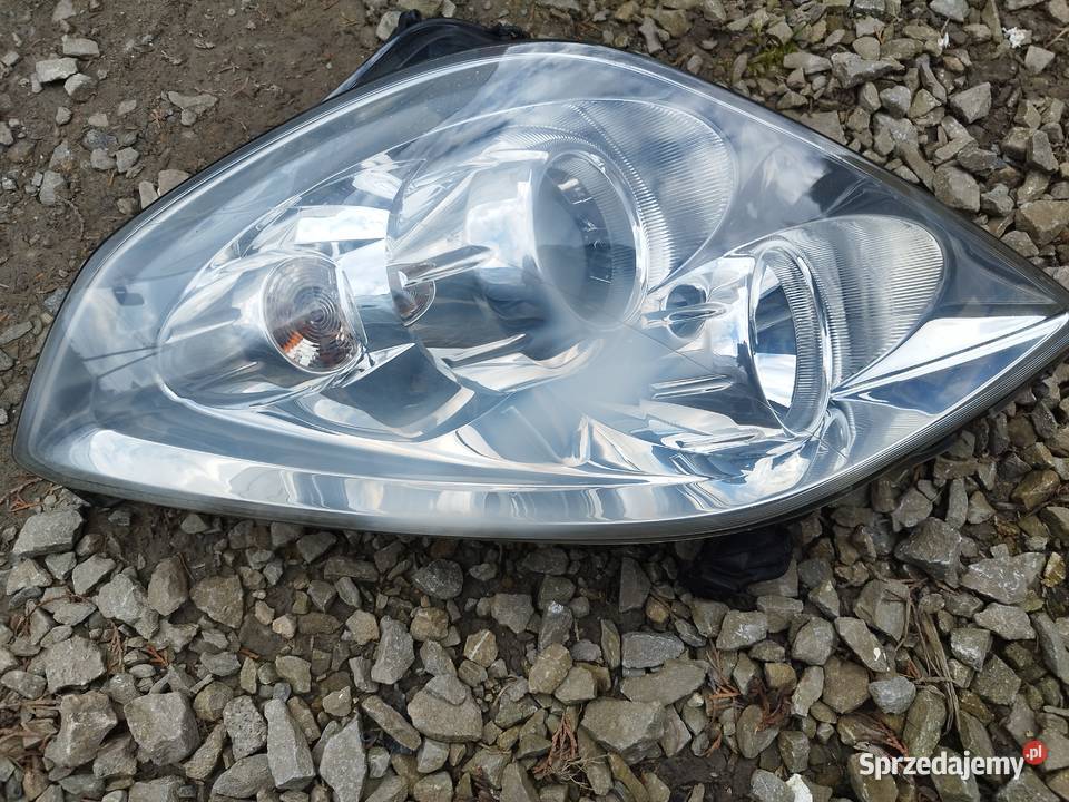 REFLEKTOR PRAWY LEWY LAMPA OPEL VECTRA C LIFT Lampy przednie Jasło