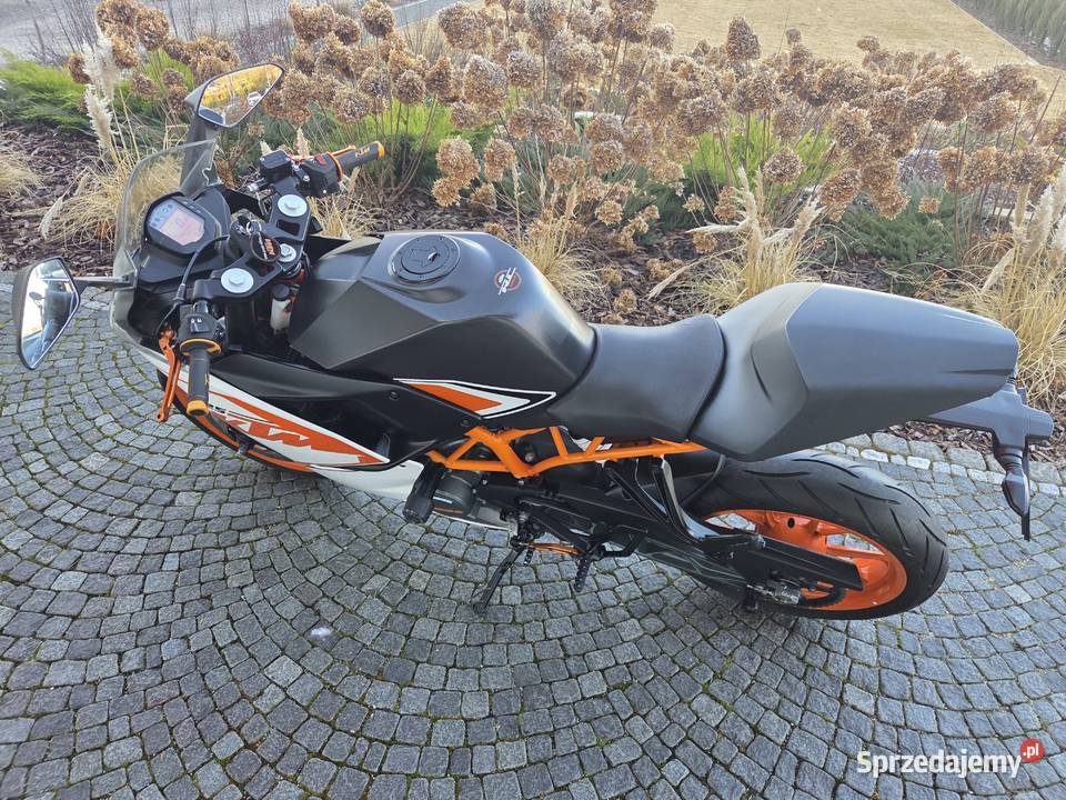 KTM RC 125 2017 1253 15 39316 ABS ZAREJESTROWANY 125cm3 łódzkie Sieradz