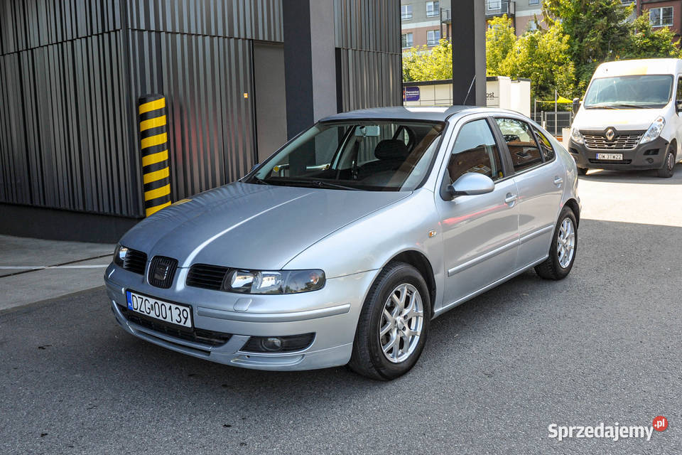 Seat Leon 16 2005 r Lift 148 dolnośląskie Wrocław