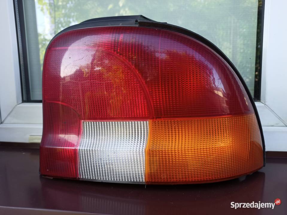 Chrysler Dodge Neon I 1 lampa tył tylna prawa Sieradz