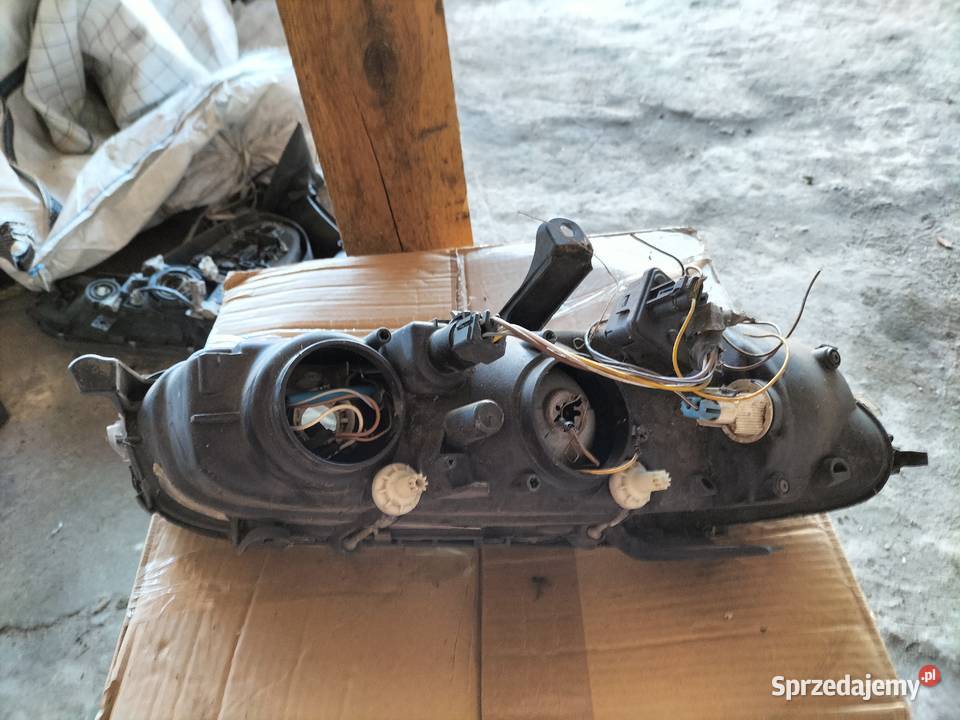LAMPA LEWA PRZÓD OPEL OMEGA B lampy przednie lubelskie Kamień-Kolonia