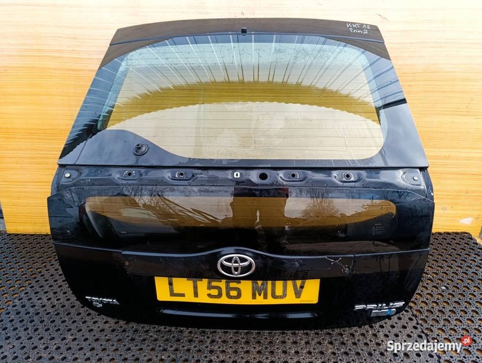 TOYOTA PRIUS II 2 KLAPA TYŁ osobowe Zbierkowo