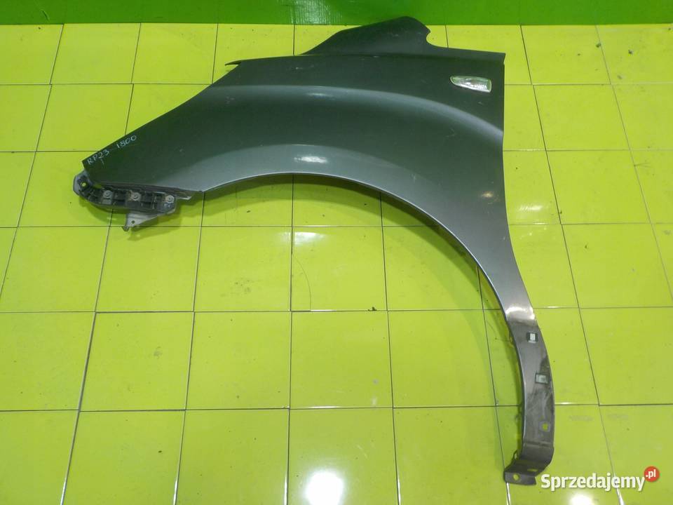 HYUNDAI i800 H1 II 11r blotnik lewy przod Suków