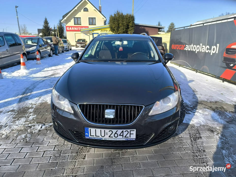 Seat Exeo 20 TDi 143 Klimatronic Navi Szyberdach Łuków