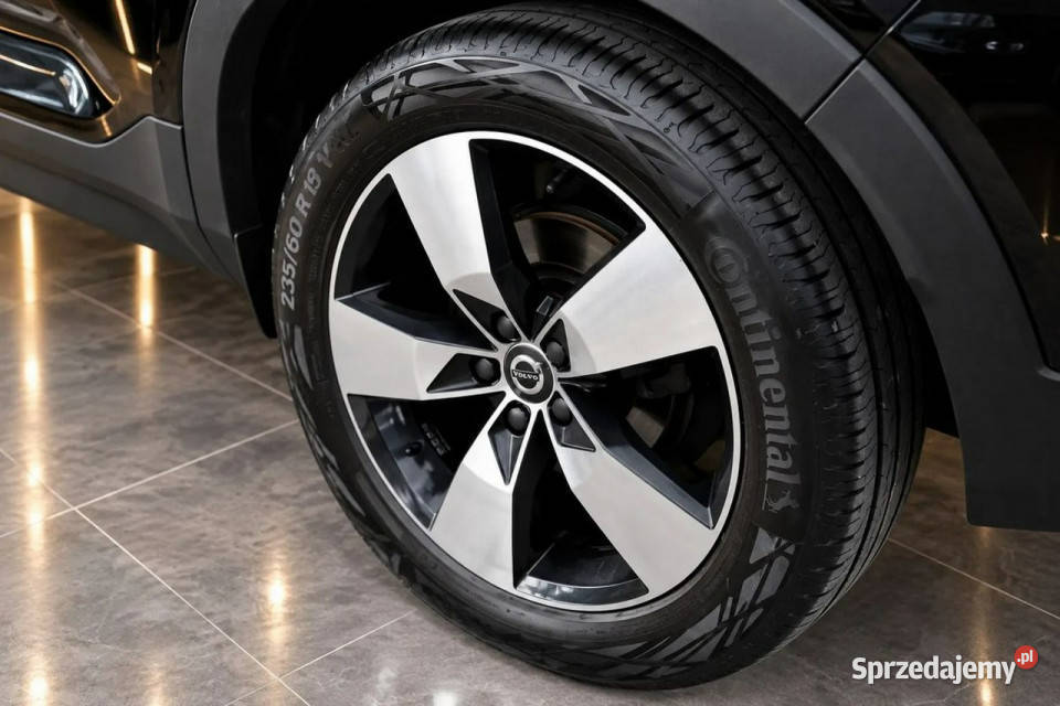 Volvo XC 40 VOLVO XC40 T3 163 Automat Momentum XC 40 Warszawa sprzedam