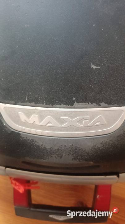 Kufer centralny givi na motor Nisko