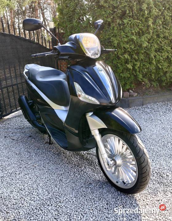 Skuter Piaggio Beverly 125cc 2012r 8 Wtrysk LED nieuszkodzony Motoryzacja Łask sprzedam