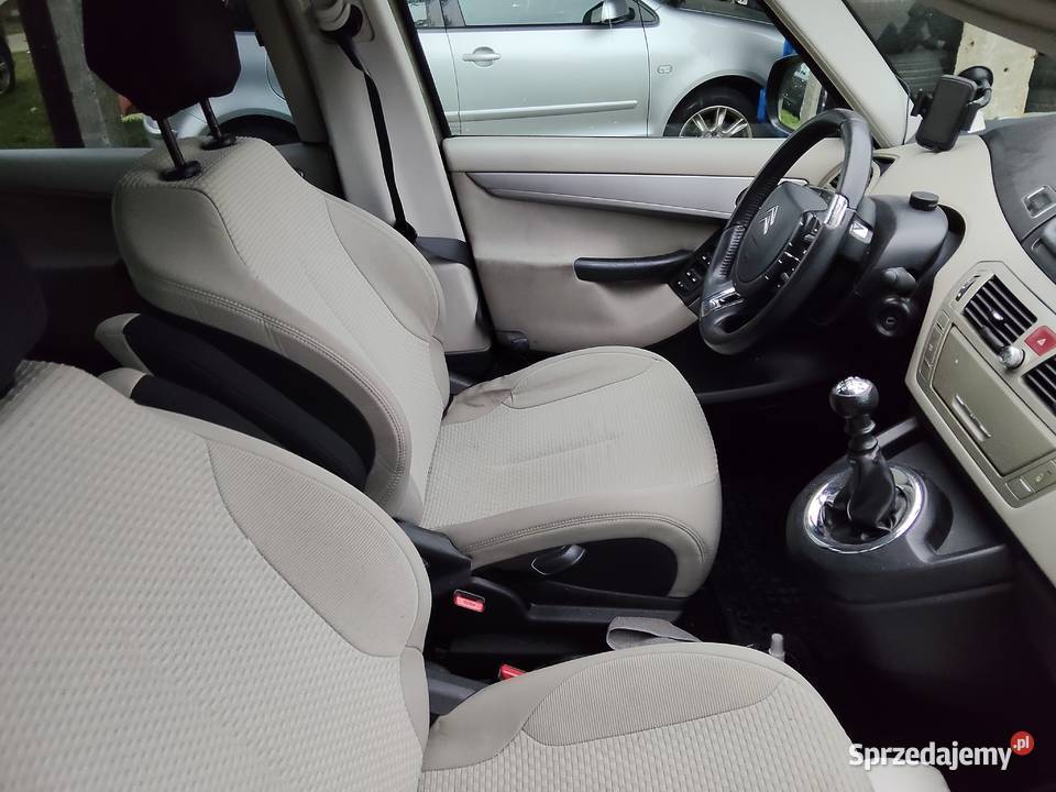 Citroen C4 Picasso 20 hdi manualna Wolanów