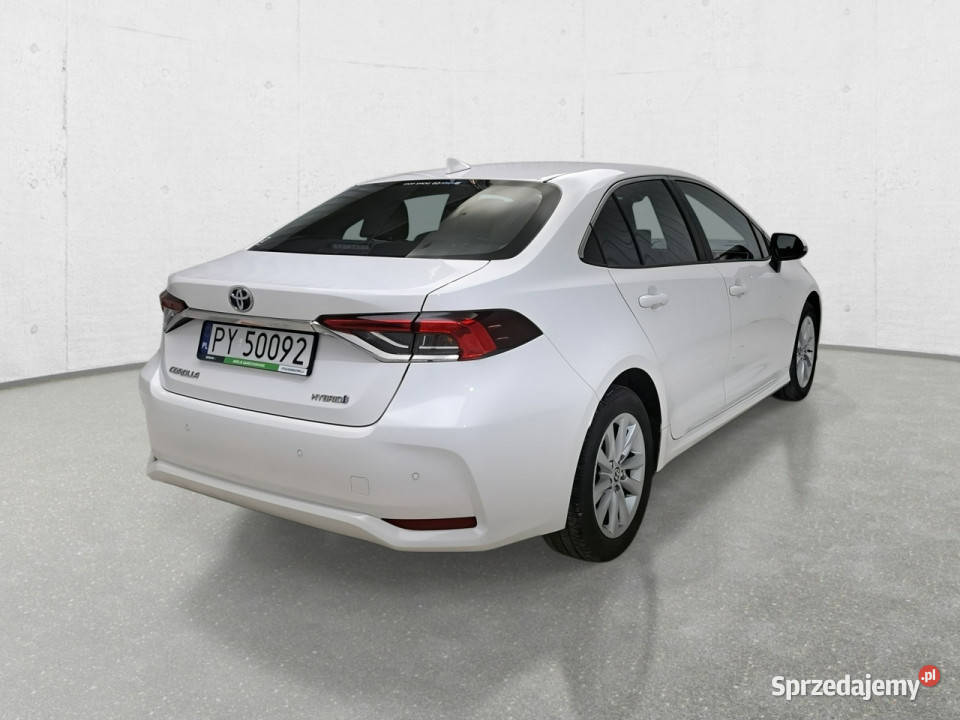 Toyota Corolla Seria E16 2012 98KM Komorniki