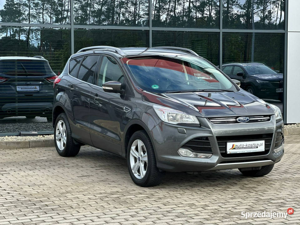 Ford Kuga 4x4 Alu Hak Podgrzewane foteleprzednia system Start-Stop