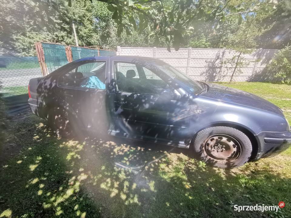 Volkswagen Bora 16 16v 105KM