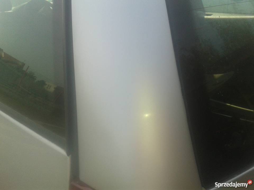 klapa tylna kombi golf 4 bora