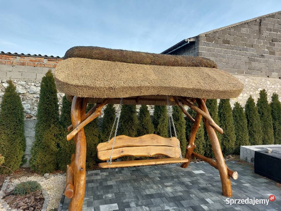 Altana pokryta trzciną pełna zabudowa Podlesie