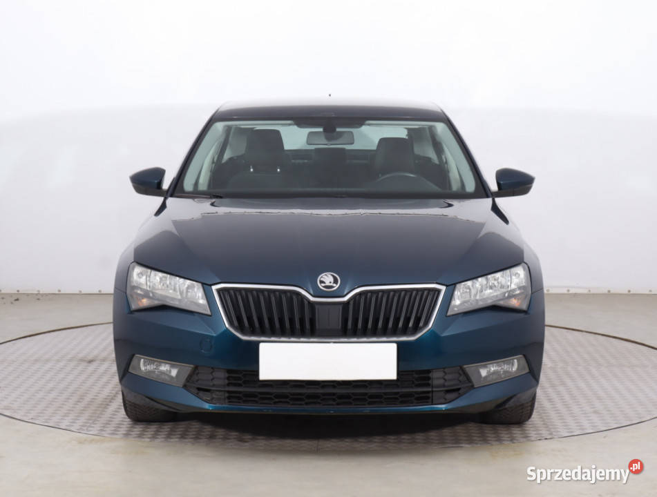 Skoda Superb 14 TSI elektryczne lusterka