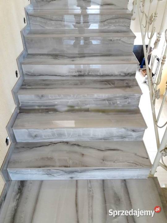 Schody z szarego kamienia 100x30 WYSOKI POŁYSK