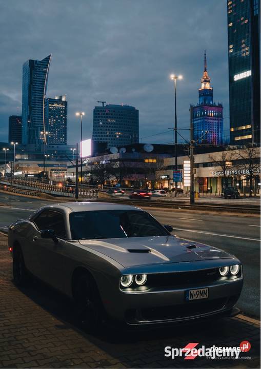 Wynajem Wypożyczalnia Dodge Challenger 5 7l V8 Srt Body Kit Warszawa