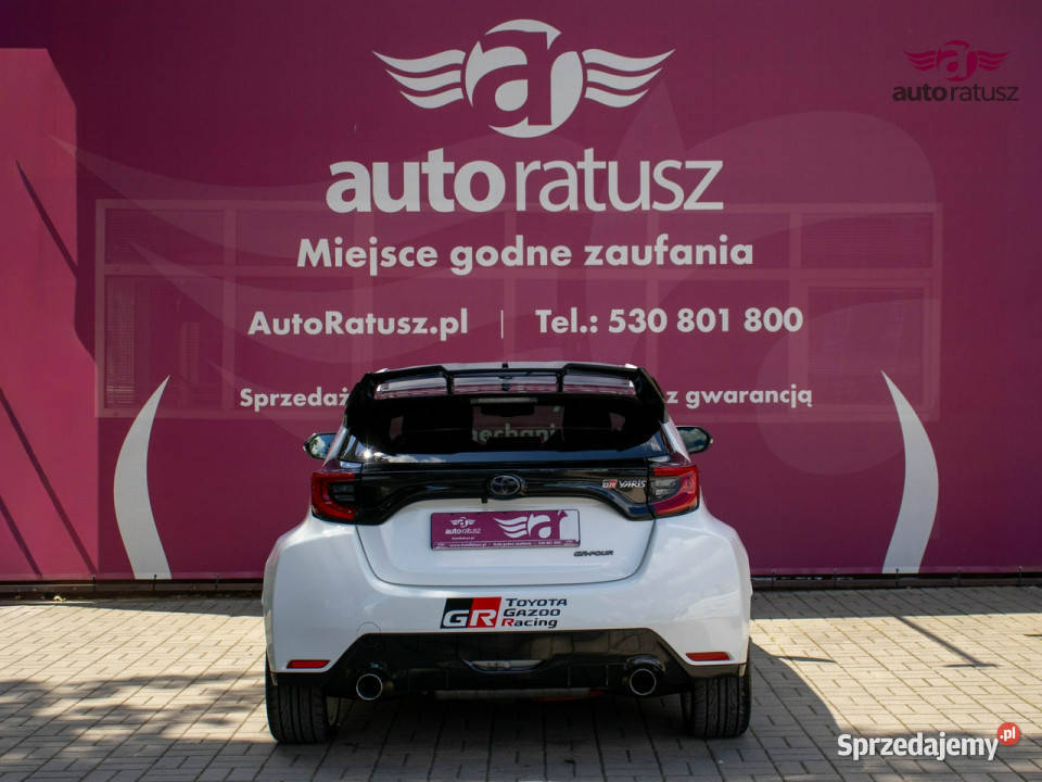 Toyota Yaris wersja GRNiski PrzebiegLEDTuning IV światła do jazdy dziennej Warszawa sprzedam