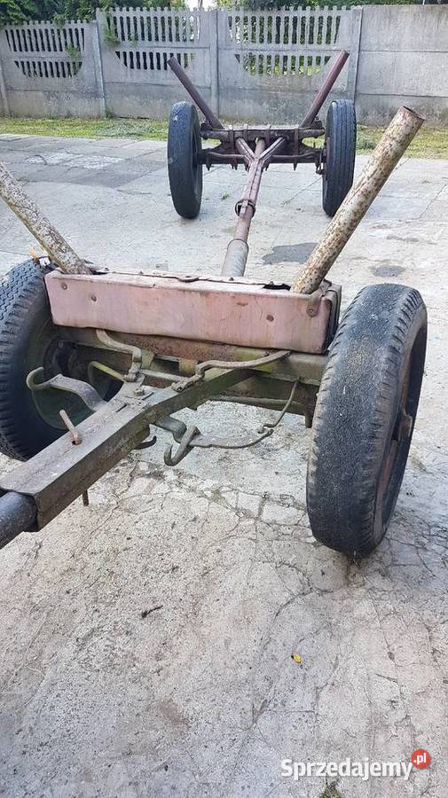 Wóz ciągnikowy nieuszkodzony świętokrzyskie Mójcza