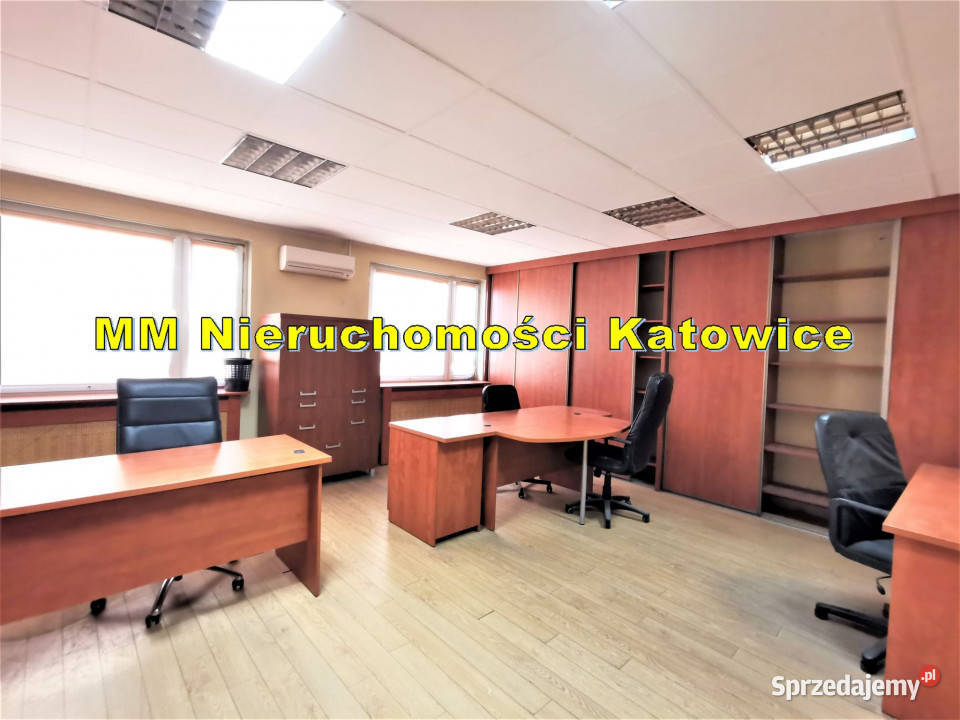 Magazyn biura salon sprzedaży sala szkoleniowa parking
