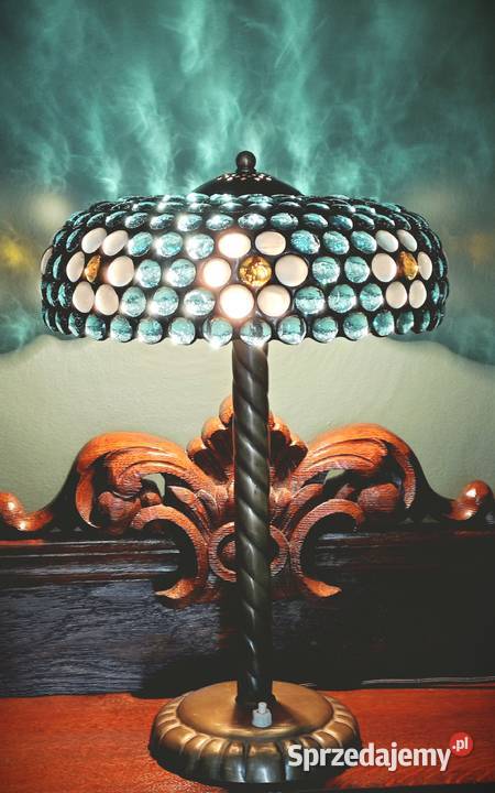 Piękna lampa witrażowa ze szklanych kaboszonów Wysoka sprzedam