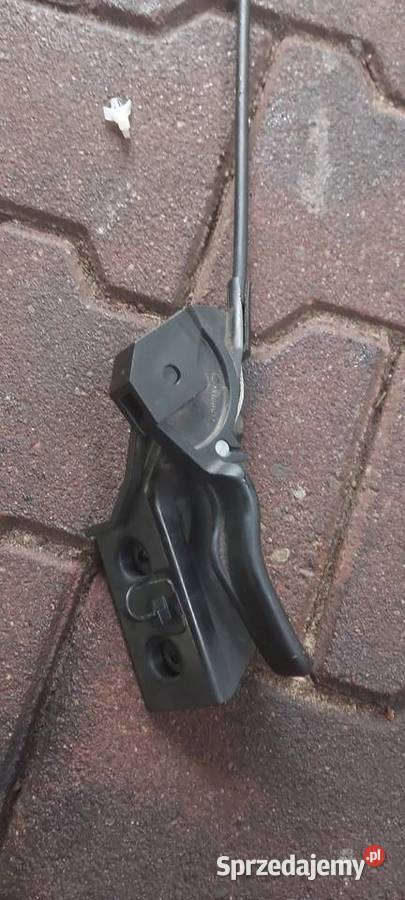 Rączka otwierania maski linka Opel Corsa D Rok produkcji 2010 Szczecin