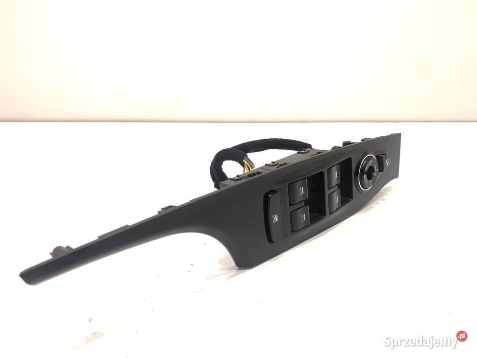 PRZEŁĄCZNIK SZYB HYUNDAI i40 935703Z000 osobowe Mechanizmy opuszczania szyb podkarpackie