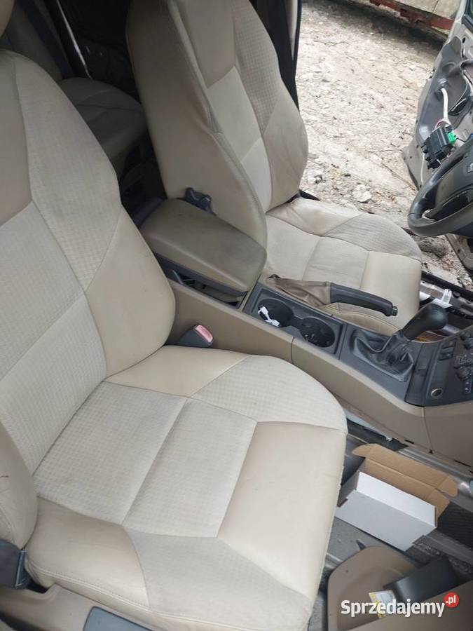 Komplet Foteli Volvo V70 0004 kolor beż osobowe