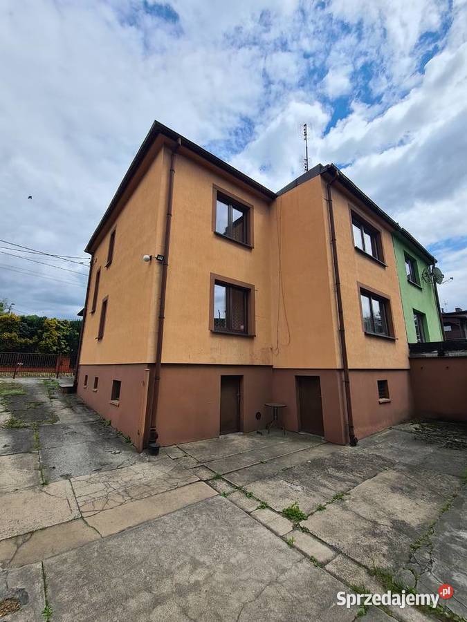 Piętrowy dom z garażem i budynkiem gospodarczym internet Czerwionka-Leszczyny