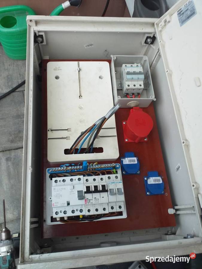 Skrzynka elektryczna rozdzielnia budowlana świętokrzyskie Raków