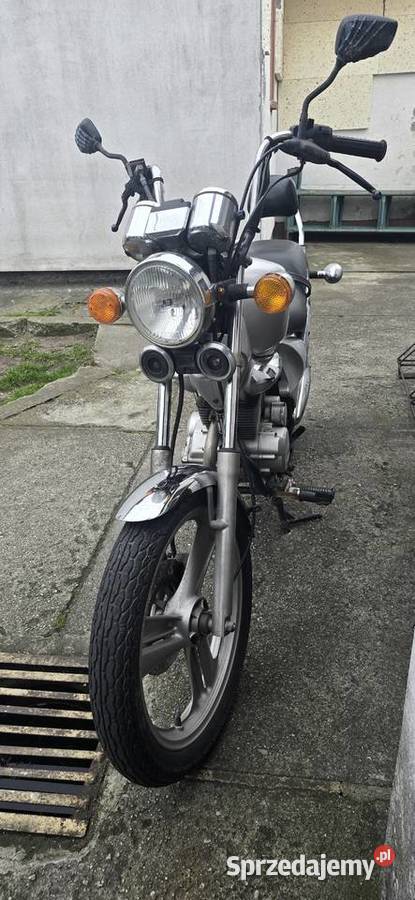 Sprzedam motocykl Daelim 125ccmchopper Chróścice