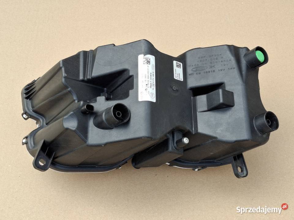 VW GOLF 8 VIII GTI GTD GTE HALOGEN PRAWY LED osobowe Bieleń