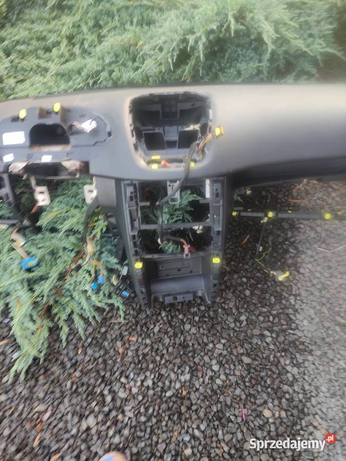 Konsola Peugeot 207 Wałbrzych sprzedam