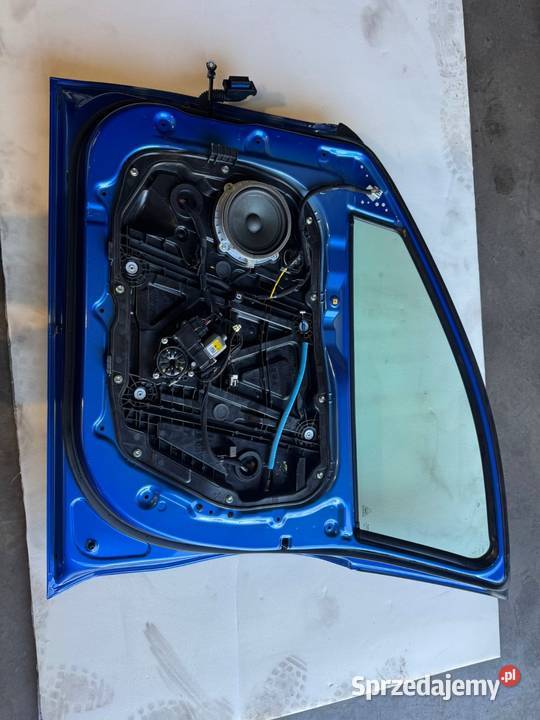 Drzwi przód prawe Kia Ceed III 2021 B3 OEM Części samochodowe