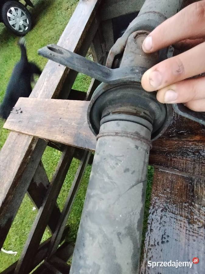 Wał napędowy Audi A8 D2 42 4D0521101G Ciężkowiczki