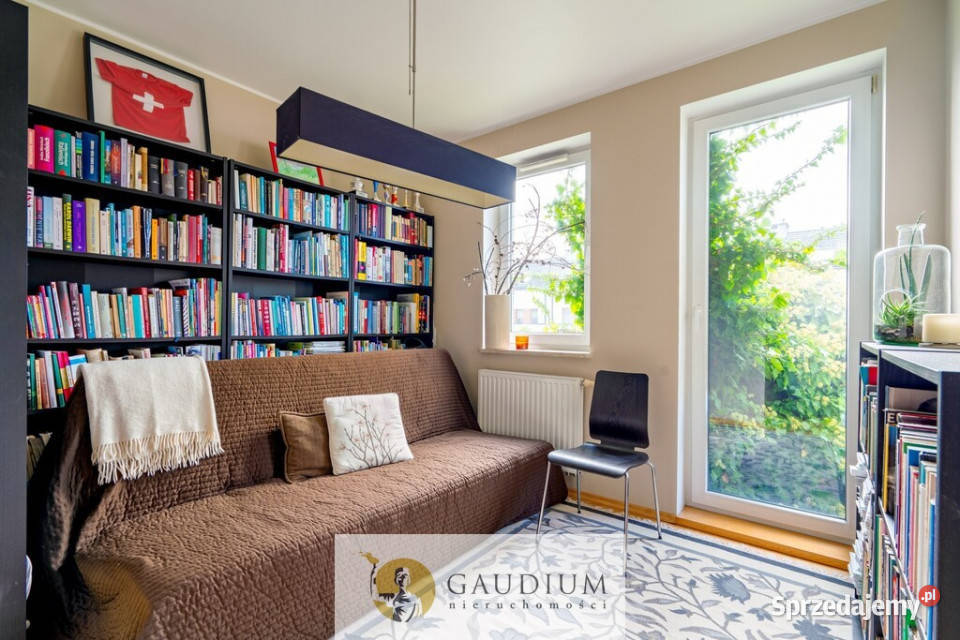 Bliźniak 6 pokoi z garażem i ogródkiem 186m2 Rumia