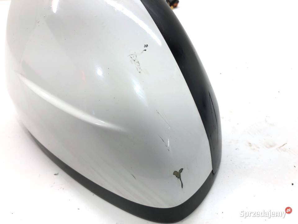 LUSTERKO PRAWY CITROEN C4 II Hatchback LAKIER