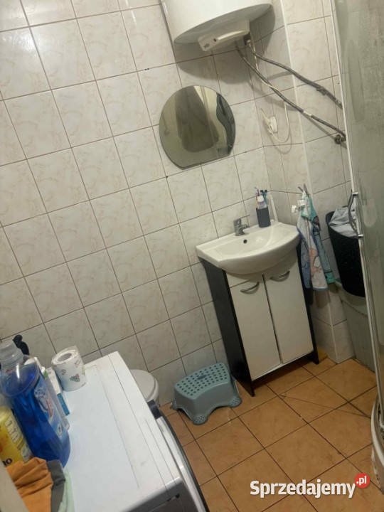 Sprzedam mieszkanie w Książkach Liczba pokoi 2 Książki