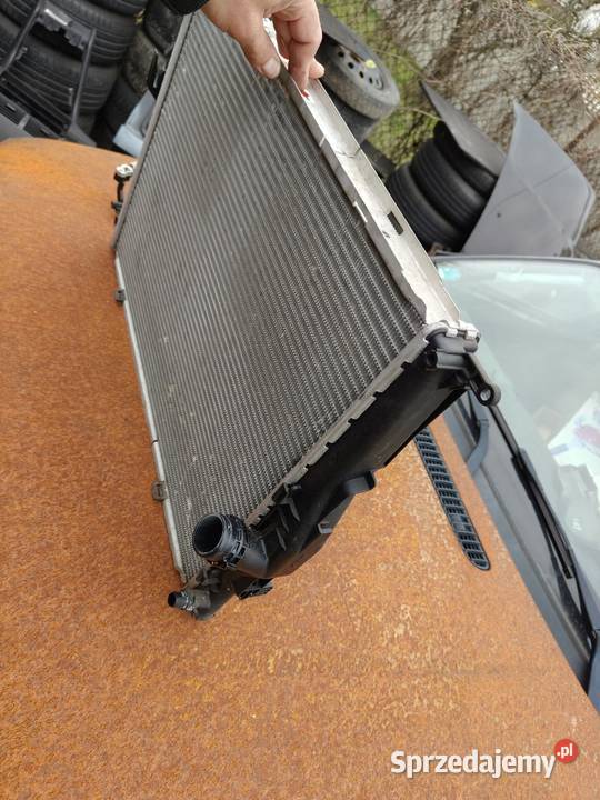 Bmw e87 e90 n46 chłodnica wody
