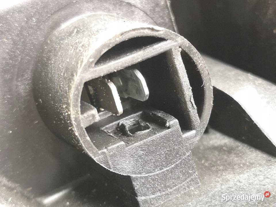LAMPA LEWY PRZÓD LANCIA Y10 1985 NOWA MAGNETI