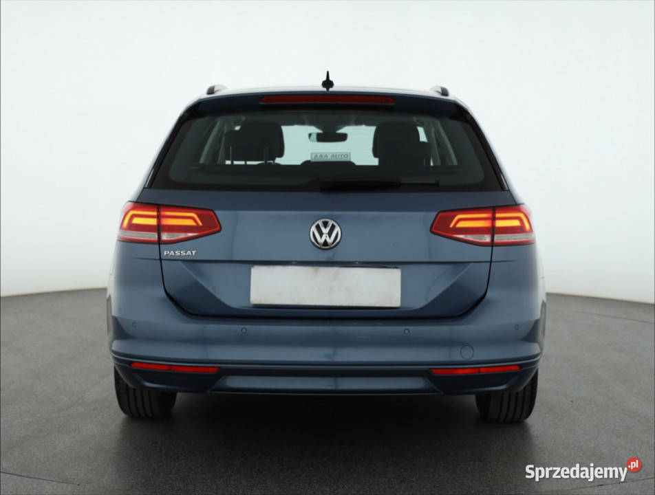 VW Passat 20 TDI asystent pasa ruchu mazowieckie Piaseczno