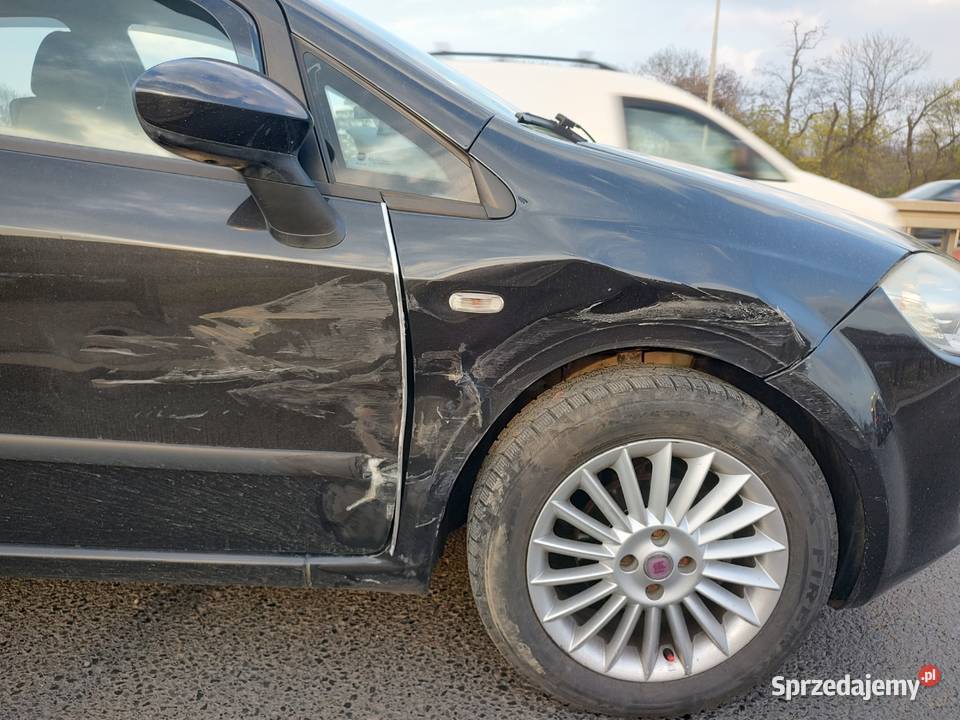 Sprzedam uszkodzony Fiat Linea 2011r 13 multi łódzkie
