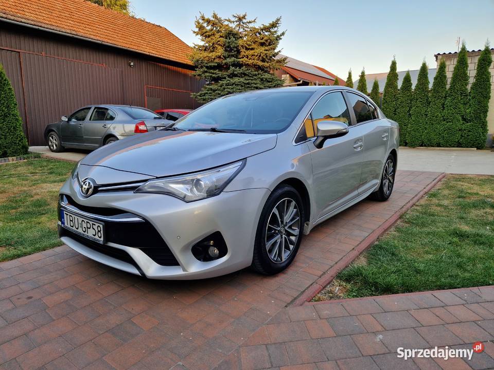 Avensis 20 D4D 143 Diesel Światła LED nawigacja Avensis świętokrzyskie Pińczów