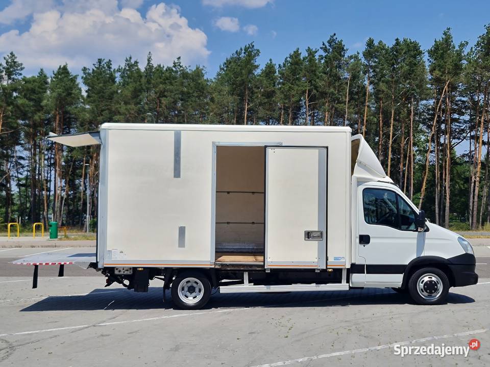 Iveco Daily 35C15 KONTENER 8 Palet WINDA 750 na Iveco Daleszyce