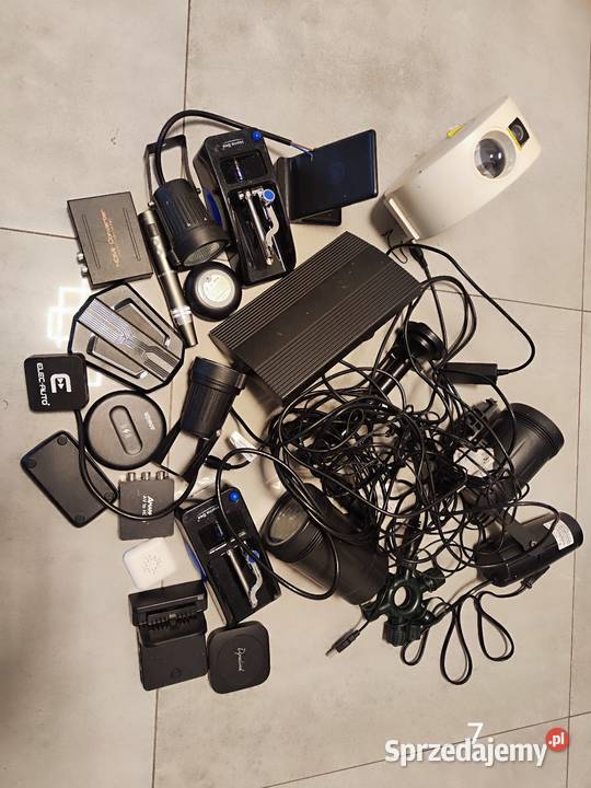 Zestaw elektroniki w większości sprawna wielkopolskie Ostrów Wielkopolski