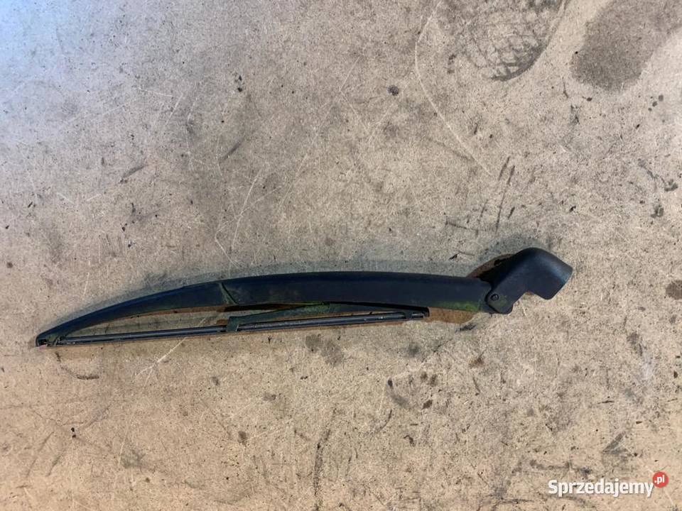 Ramie tylnej wycieraczki Fiat 500 sprzedam